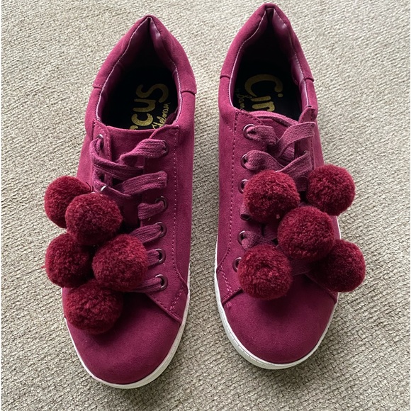 Circus by Sam Edelman Shoes - Circus By Sam Edelman Carmela Sneakers Women's Shoes Size 6.5  Cranberry Red